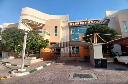 Villa - 5 Bedrooms - 7 Bathrooms for rent in Khalifa Park - Eastern Road - Abu Dhabi