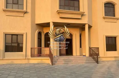 Villa - 5 Bedrooms - 7 Bathrooms for rent in Al Dhait South - Al Dhait - Ras Al Khaimah