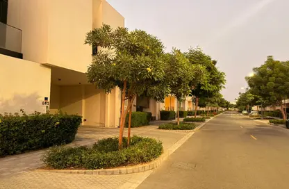 فيلا - 3 غرف نوم - 5 حمامات للبيع في مجمع الجولف - الزورا - عجمان