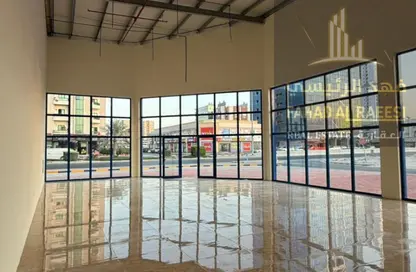 متجر - استوديو للايجار في برج البوابة 1 - مشيرف - عجمان