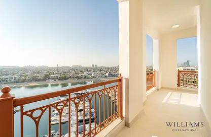 Apartment - 3 Bedrooms - 4 Bathrooms for rent in Marina Residences 2 - Marina Residences - Palm Jumeirah - Dubai