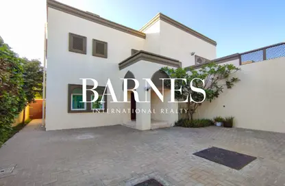 Villa - 3 Bedrooms - 4 Bathrooms for rent in Regional - Jumeirah Park - Dubai