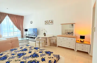 Apartment - Studio - 1 Bathroom for rent in Beach Tower 1 - Al Khan Lagoon - Al Khan - Sharjah