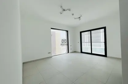 Villa - 4 Bedrooms - 5 Bathrooms for rent in District 10 - Jumeirah Village Circle - Dubai