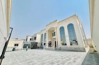 Villa - 7+ Bedrooms - 7+ Bathrooms for rent in Madinat Al Riyad - Abu Dhabi