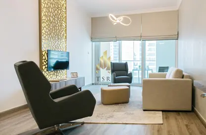 Living Room image for: Apartment - 3 Bedrooms - 3 Bathrooms for rent in Marina Heights - Dubai Marina - Dubai, Image 1