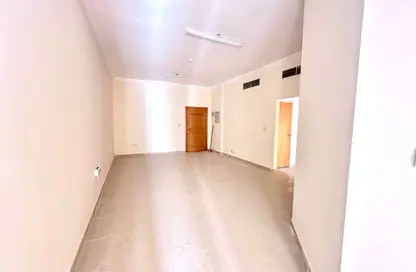 شقة - 2 غرف نوم - 2 حمامات للايجار في مبنى مويلح - مويلح - الشارقة