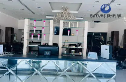 Shop - Studio - 2 Bathrooms for rent in Jumeirah Village Circle - Dubai