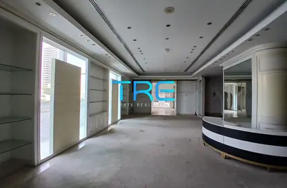 Show Room - Studio for rent in Corniche Road - Abu Dhabi