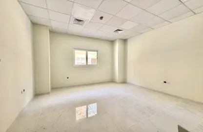Apartment - Studio - 1 Bathroom for rent in Muwailih Building - Muwaileh - Sharjah