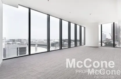 Apartment - 4 Bedrooms - 6 Bathrooms for rent in The S Tower - Dubai Internet City - Dubai