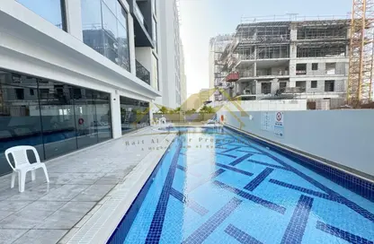 Apartment - Studio - 1 Bathroom for rent in Jumeirah Garden City - Al Satwa - Dubai