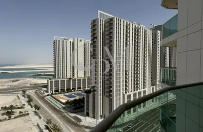 Apartment - 1 Bedroom - 2 Bathrooms for rent in Beach Towers - Shams Abu Dhabi - Al Reem Island - Abu Dhabi