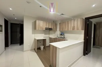 شقة - غرفة نوم - 2 حمامات للايجار في برج هيرا - مدينة دبي الرياضية - دبي