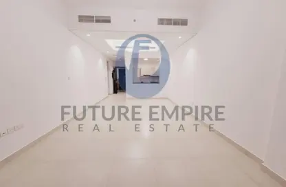 Apartment - 1 Bedroom - 2 Bathrooms for rent in Airport View Building - Al Garhoud - Dubai
