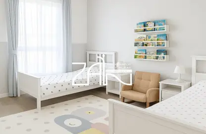 Apartment - 3 Bedrooms - 3 Bathrooms for sale in Waters Edge - Yas Island - Abu Dhabi
