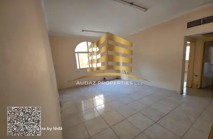 شقة - غرفة نوم - 2 حمامات للايجار في أبراج الراشدية - الراشدية - عجمان وسط المدينة - عجمان