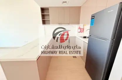 Apartment - 2 Bedrooms - 2 Bathrooms for rent in Azizi Amber - Al Furjan - Dubai