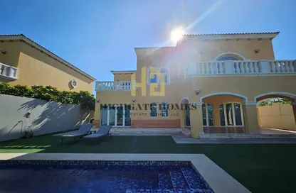 فيلا - 5 غرف نوم - 6 حمامات للبيع في التراث - جميرا بارك - دبي