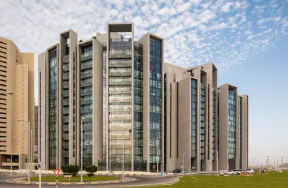 Apartment - 1 Bedroom - 2 Bathrooms for rent in RDK Towers - Najmat Abu Dhabi - Al Reem Island - Abu Dhabi