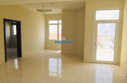Duplex - 3 Bedrooms - 4 Bathrooms for rent in Astoria Residence - Jumeirah Village Circle - Dubai