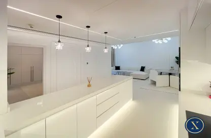 Apartment - 1 Bedroom - 2 Bathrooms for sale in Sulafa Tower - Dubai Marina - Dubai