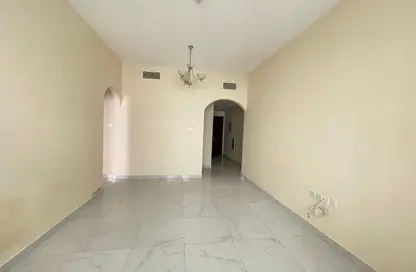 Apartment - 2 Bedrooms - 2 Bathrooms for rent in Muwaileh Commercial - Sharjah