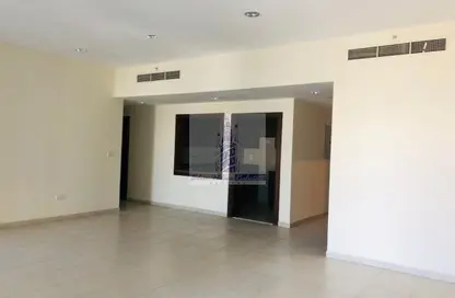 شقة - 2 غرف نوم - 2 حمامات للايجار في J برج - الأبراج الإدارية - الخليج التجاري - دبي