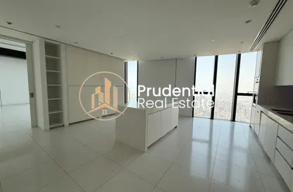 Apartment - 4 Bedrooms - 6 Bathrooms for rent in Burj Mohammed Bin Rashid at WTC - Corniche Road - Abu Dhabi