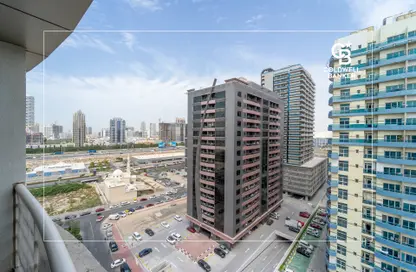 Apartment - 2 Bedrooms - 3 Bathrooms for sale in Olympic Park 2 - Olympic Park Towers - Dubai Sports City - Dubai