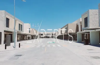 تاون هاوس - 3 غرف نوم - 4 حمامات للايجار في الضي من حدائق بلووم - بلوم جاردنز - شارع السلام - أبوظبي