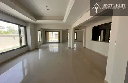 Villa - 4 Bedrooms - 5 Bathrooms for rent in Mushrif Village - Mirdif - Dubai