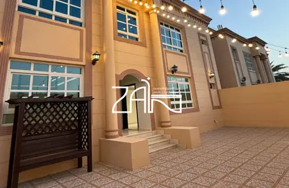 فيلا - 8 غرف نوم - 8 حمامات للايجار في مدينة الفلاح - أبوظبي