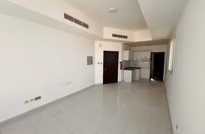 Apartment - Studio - 1 Bathroom for rent in Liwara 1 - Ajman