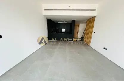 شقة - غرفة نوم - 2 حمامات للايجار في مبني س ه 1 - قرية الجميرا سركل - دبي