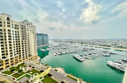 Water View image for: Apartment - 2 Bedrooms - 3 Bathrooms for sale in Marina Residences 2 - Marina Residences - Palm Jumeirah - Dubai, Image 1