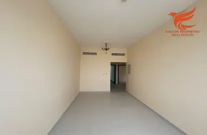 Empty Room image for: Apartment - 2 Bedrooms - 2 Bathrooms for rent in Al Juwais - Ras Al Khaimah, Image 1