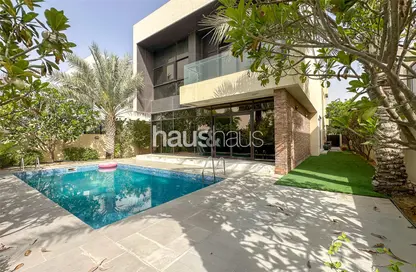Townhouse - 5 Bedrooms - 7 Bathrooms for rent in Whitefield 1 - Whitefield - DAMAC Hills - Dubai