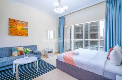 Apartment - Studio - 1 Bathroom for rent in Burj Al Nujoom - Downtown Dubai - Dubai