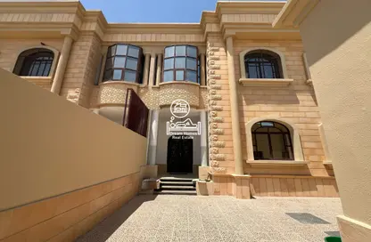Villa - 5 Bedrooms - 7 Bathrooms for rent in Khalifa City A - Khalifa City - Abu Dhabi