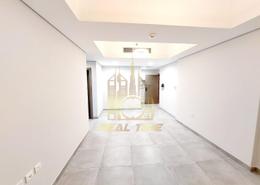 صورةغرفة فارغة لـ: شقة - 1 غرفة نوم - 2 حمامات للكراء في سكوير 334 - السطوة - دبي, صورة 1