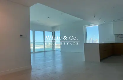 Empty Room image for: Apartment - 3 Bedrooms - 3 Bathrooms for rent in La Vie - Jumeirah Beach Residence - Dubai, Image 1