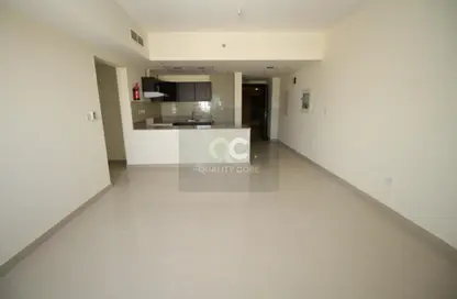 Empty Room image for: Apartment - 1 Bedroom - 2 Bathrooms for sale in Royal Residence 2 - Royal Residence - Dubai Sports City - Dubai, Image 1