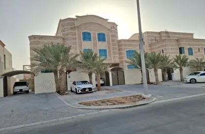 Villa - 5 Bedrooms - 7 Bathrooms for rent in Mohamed Bin Zayed Centre - Mohamed Bin Zayed City - Abu Dhabi