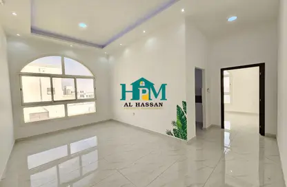 شقة - غرفة نوم - 1 حمام للايجار في مدينة الرياض - أبوظبي