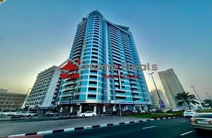 Office Space - Studio - 3 Bathrooms for rent in Al Majaz - Sharjah