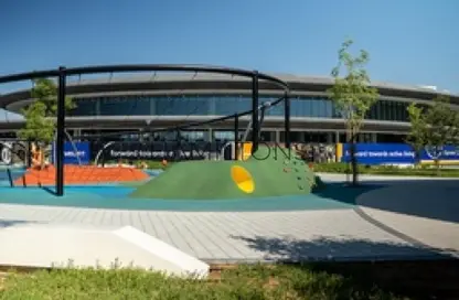 شقة - 3 غرف نوم - 4 حمامات للبيع في البوابة 3 - الجادة - الشارقة