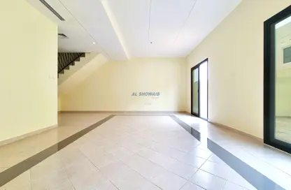 Empty Room image for: Villa - 4 Bedrooms - 5 Bathrooms for rent in Al Rashidiya - Dubai, Image 1