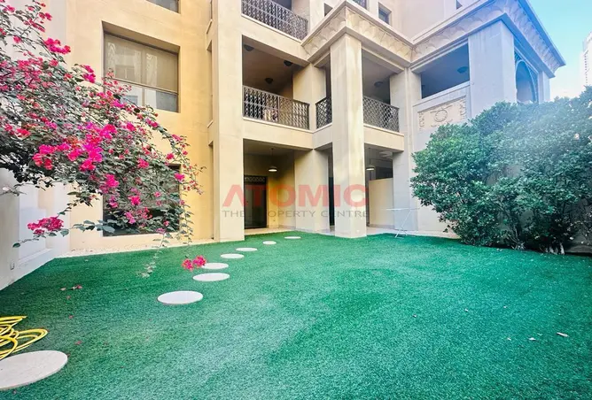 Apartment - 2 Bedrooms - 2 Bathrooms for sale in Reehan 8 - Reehan - Old Town - Dubai
