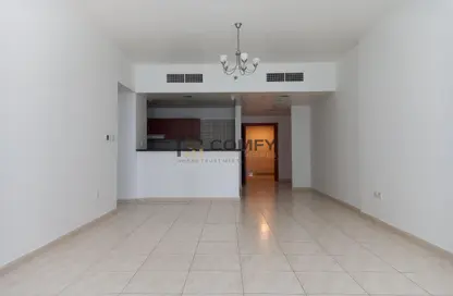 شقة - غرفة نوم - 1 حمام للايجار في سكاي كورتس تاور F - أبراج سكاي كورتس - دبي لاند - دبي